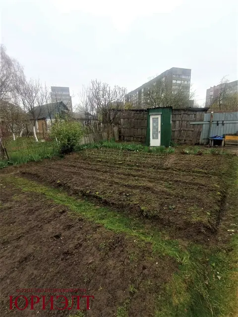  м² и участком соток
