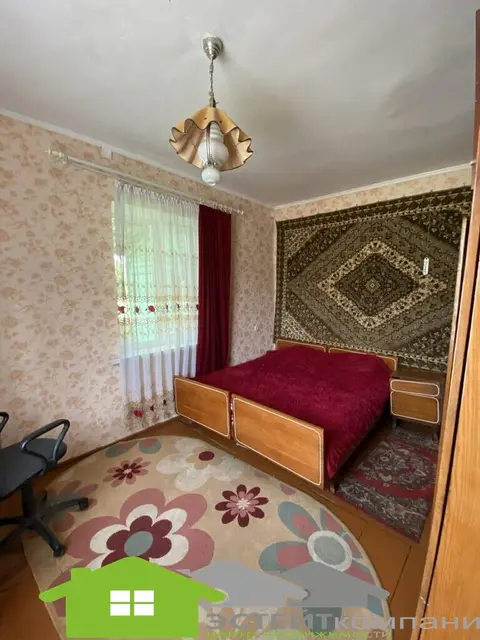  м² и участком соток