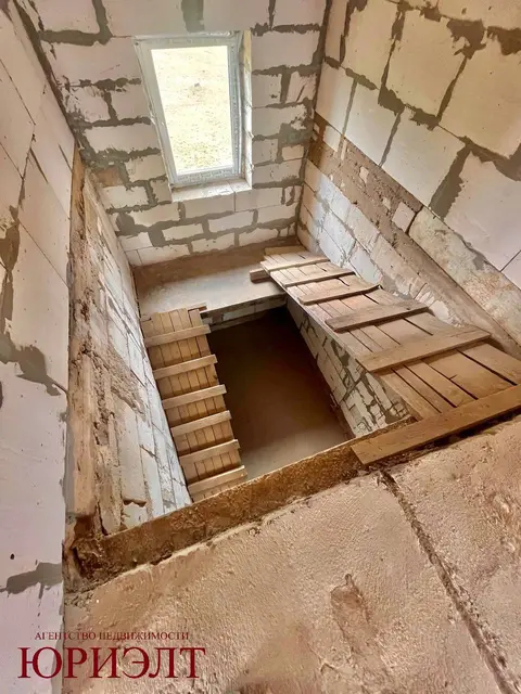  м² и участком соток
