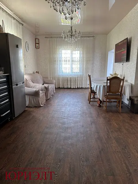  м² и участком соток