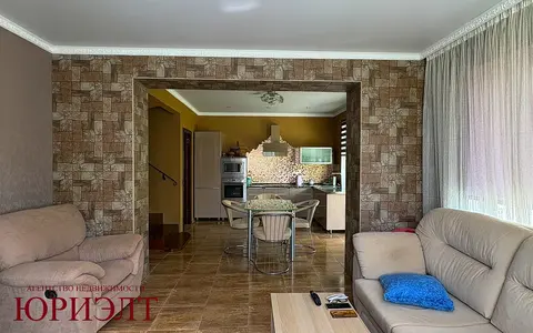  м² и участком соток