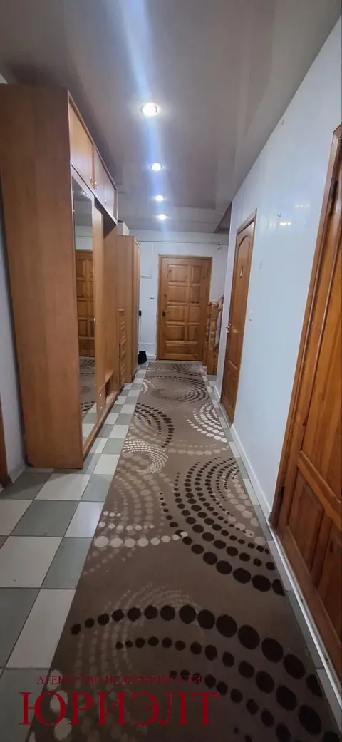  м² и участком соток