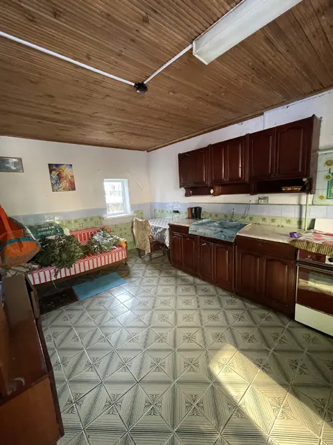  м² и участком соток