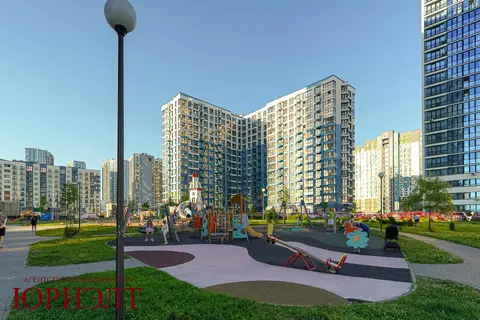  4-комнатная квартира в Минске на улице Леонида Левина 9