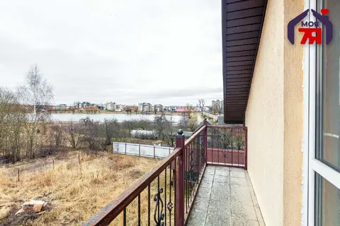  м² и участком сотки