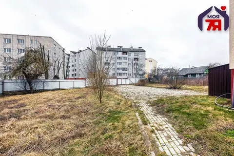  м² и участком сотки