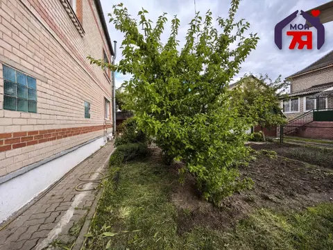  м² и участком соток