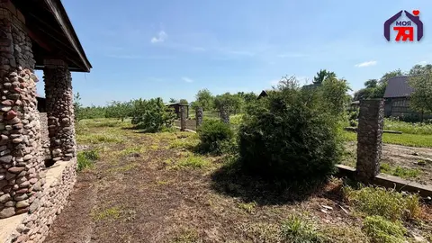  м² и участком соток