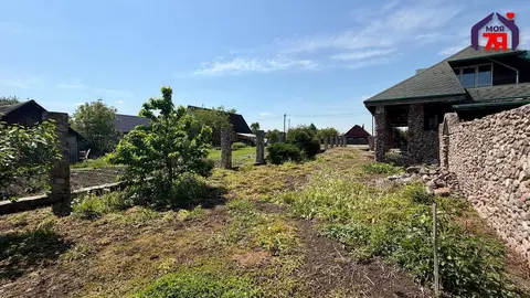  м² и участком соток