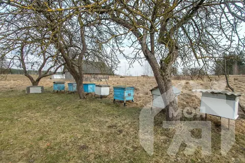  м² и участком соток