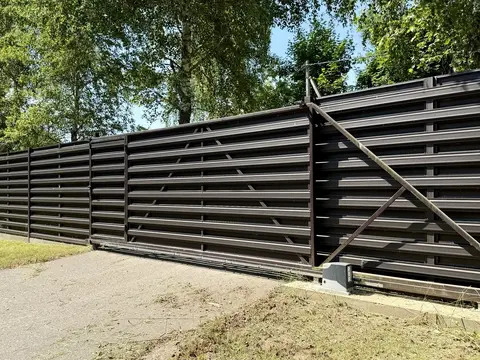  м² и участком соток