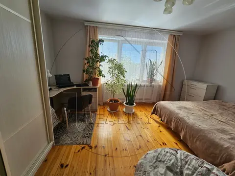  м² и участком сотки