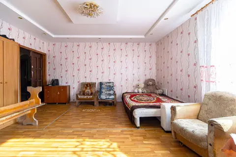  м² и участком соток
