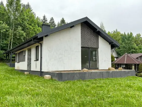  м² и участком сотка