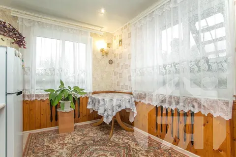  м² и участком соток