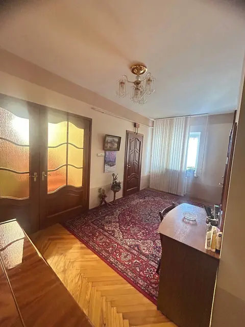  м² и участком соток