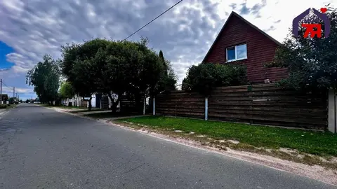  м² и участком соток