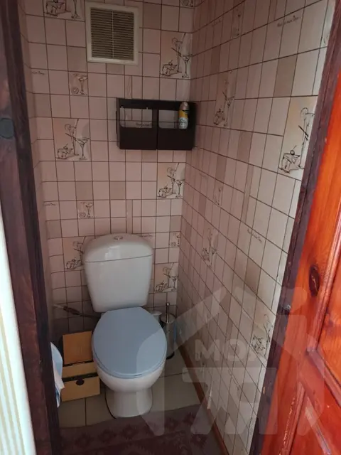  м² и участком соток