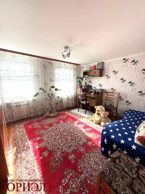  м² и участком сотки