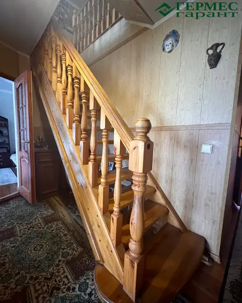  м² и участком сотки