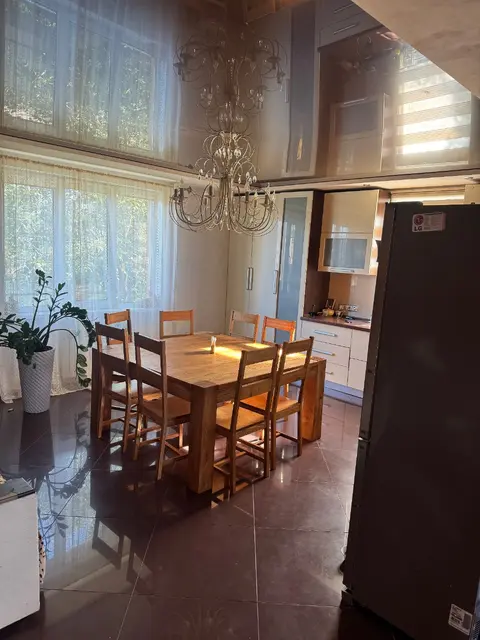  м² и участком соток