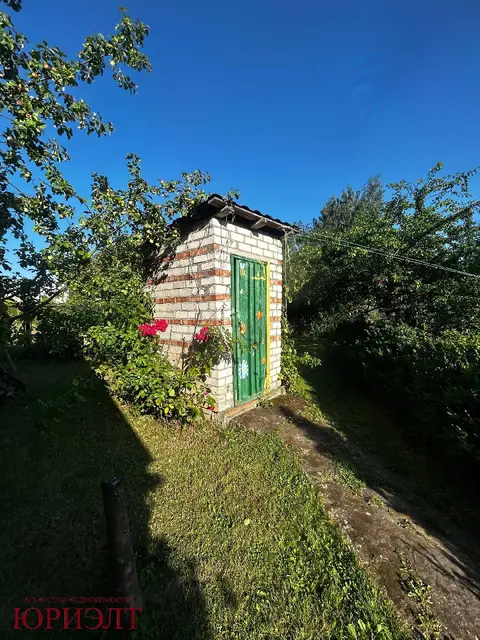  м² и участком соток