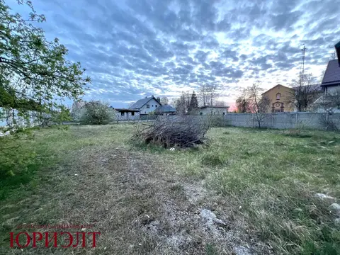  м² и участком соток