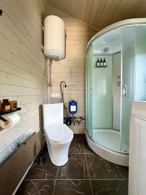  м² и участком соток