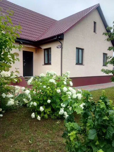  м² и участком соток