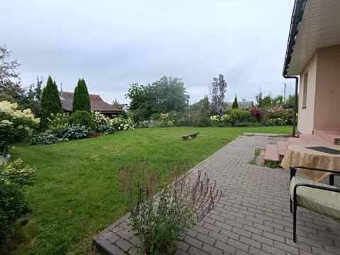  м² и участком сотка