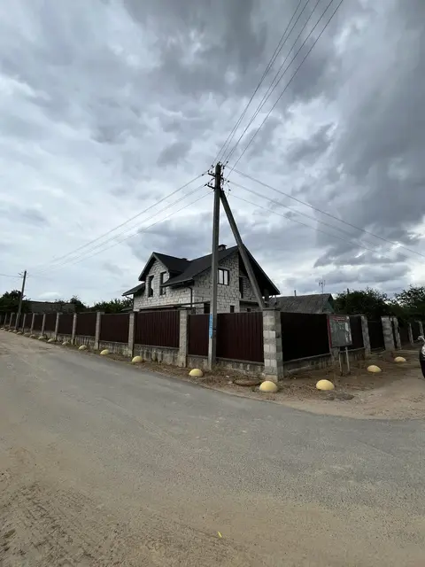  м² и участком соток