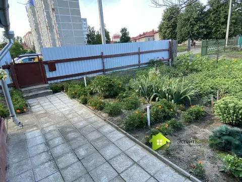  м² и участком соток