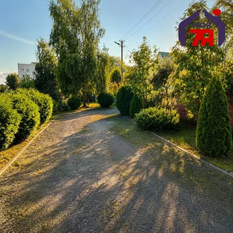  м² и участком соток