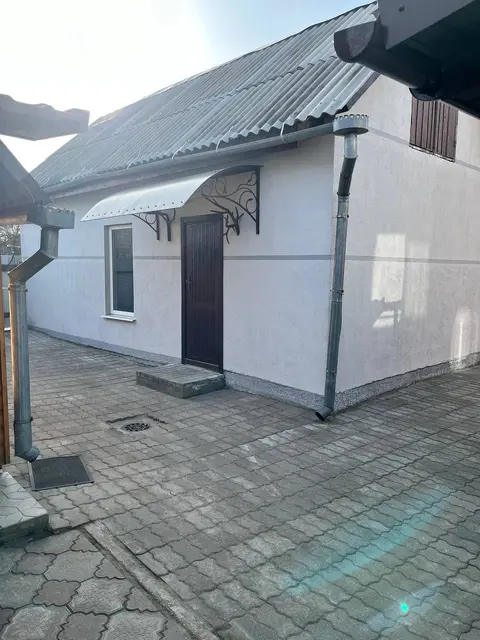  м² и участком сотки