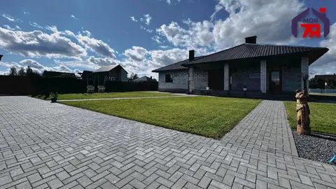  м² и участком соток