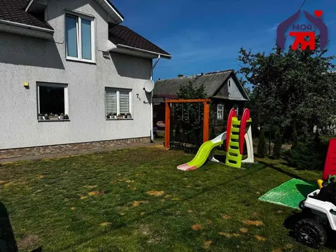  м² и участком сотки