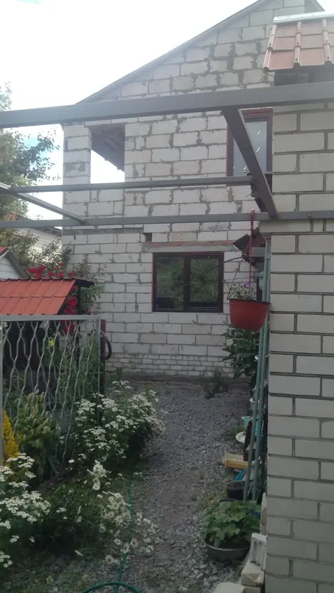  м² и участком соток