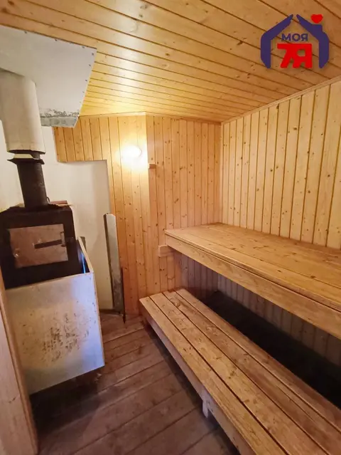  м² и участком сотка