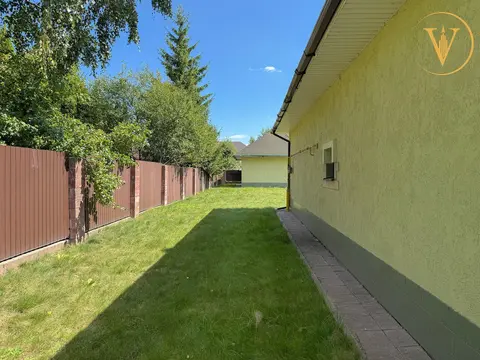  м² и участком сотки