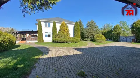  м² и участком сотки