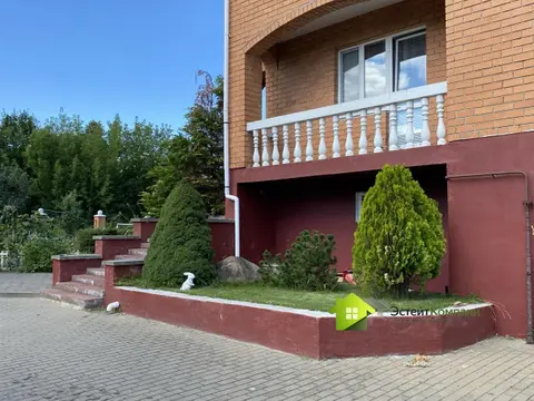  м² и участком соток