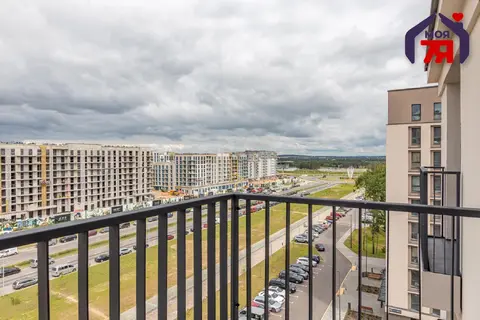  3-комнатная квартира в Минске на улице Зацень 38