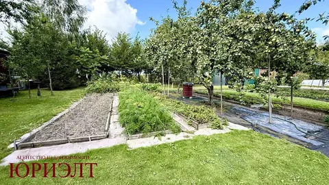  м² и участком соток