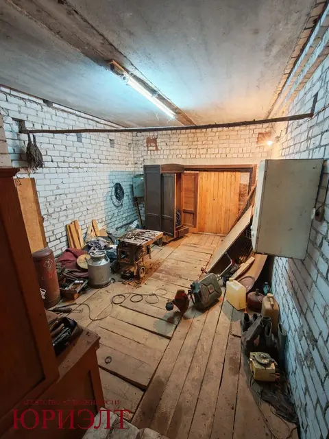  м² и участком сотки