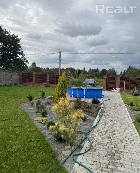  м² и участком соток