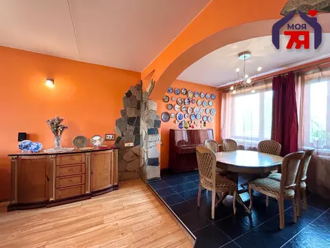  м² и участком соток