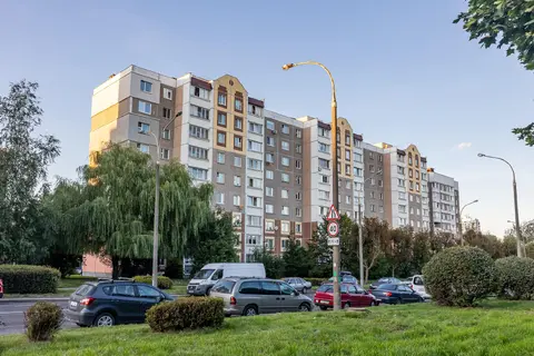  3-комнатная квартира в Минске на улице Аркадия Смолича 6