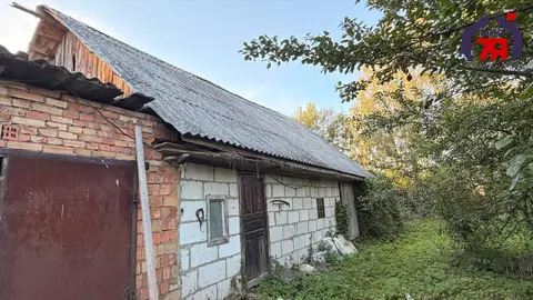  Чэрвені на вуліцы Караленка