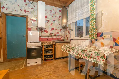  м² и участком соток