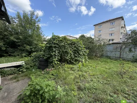  м² и участком соток